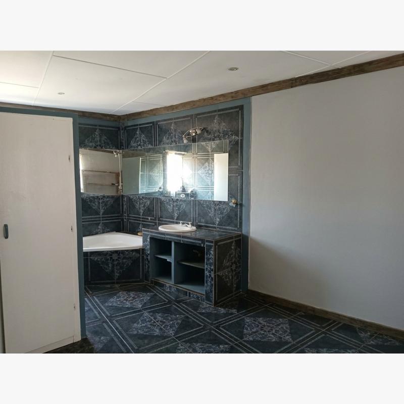 2 Bedroom Property for Sale in Dana Bay Western Cape